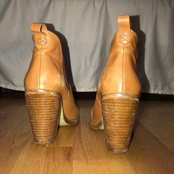Cognac Seychelles Booties - Picture 3 of 4
